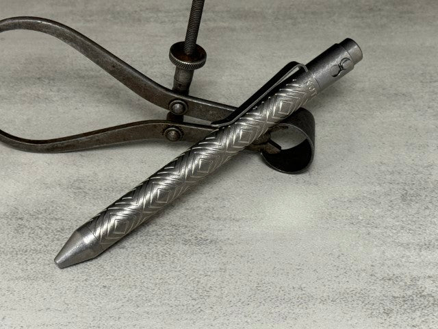 TiButton® Titanium Double Lock
