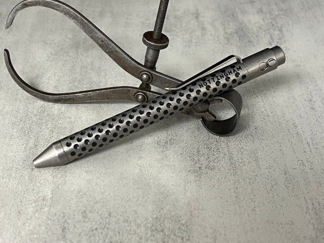 TiButton® Titanium Double Lock