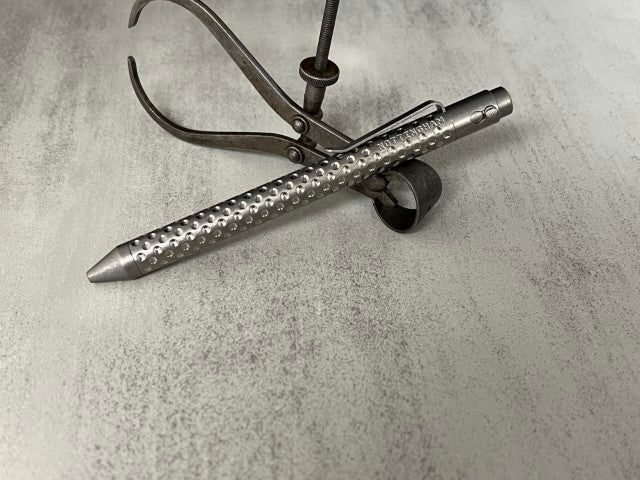 TiButton® Titanium Double Lock