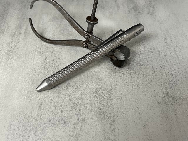 TiButton® Titanium Single Lock