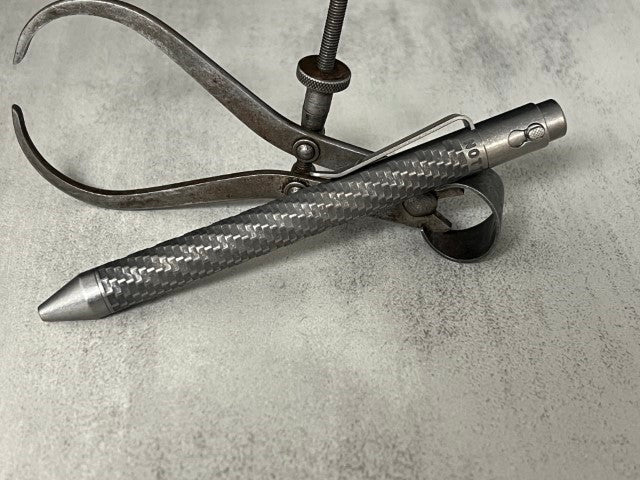 TiButton® Titanium Double Lock