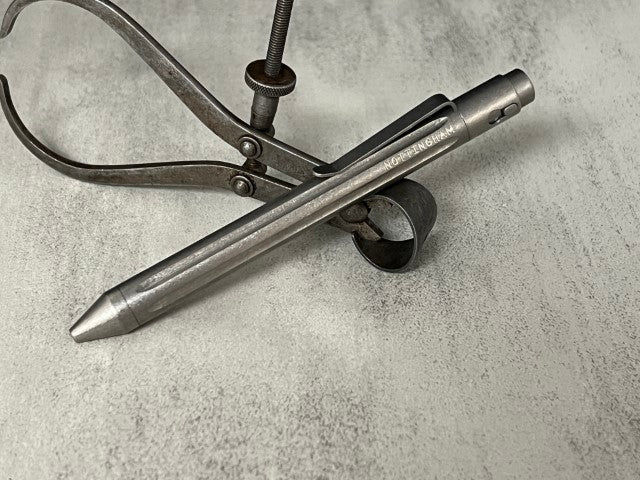 TiButton® Titanium Single Lock