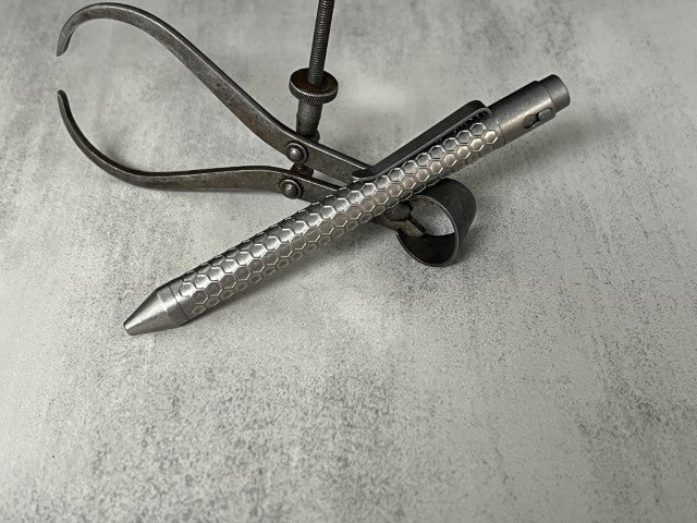 TiButton® Titanium Single Lock
