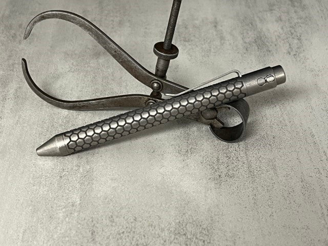 TiButton® Titanium Double Lock