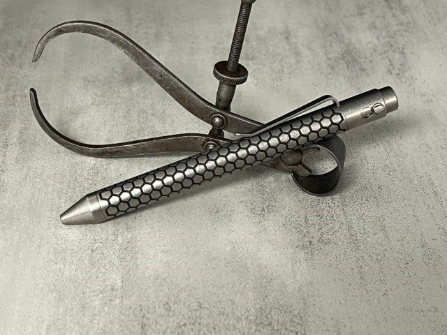 TiButton® Titanium Double Lock