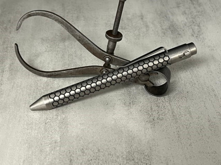TiButton® Titanium Double Lock