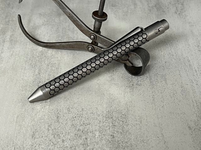 TiButton® Titanium Single Lock