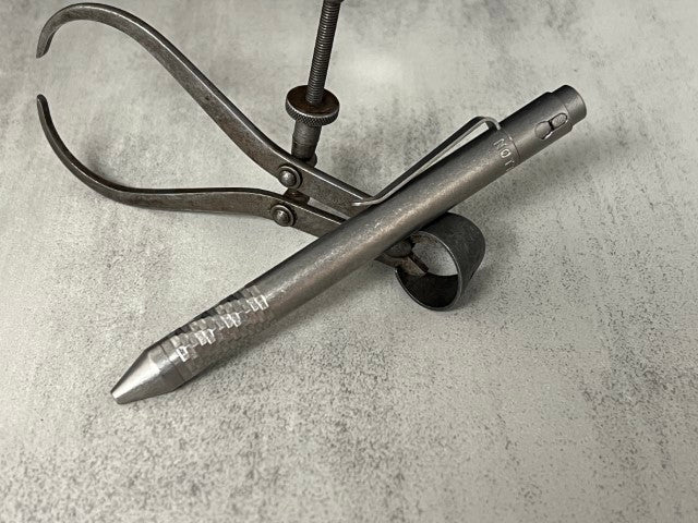 TiButton® Titanium Single Lock