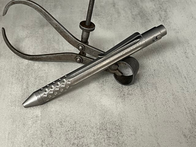 TiButton® Titanium Single Lock